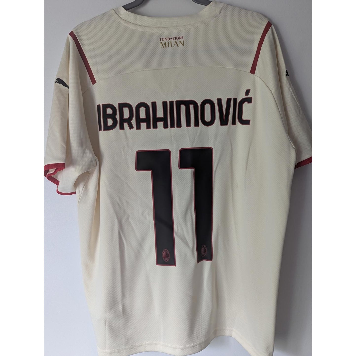 AC Milan 2021-22 Away Ibrahimović Jersey - Men’s XL