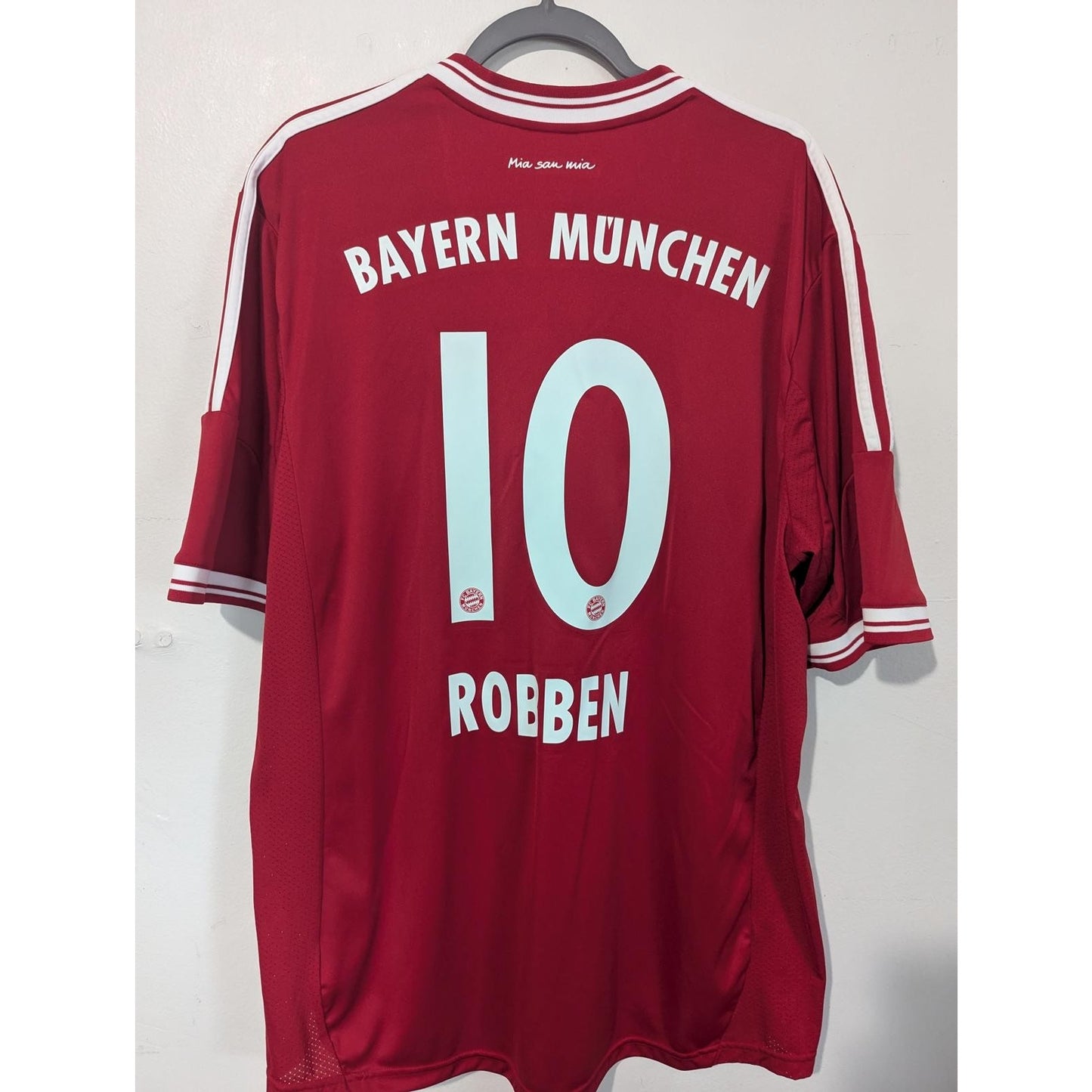 Bayern Munich 2013-14 Home Jersey – Arjen Robben #10 – Men’s 2XL