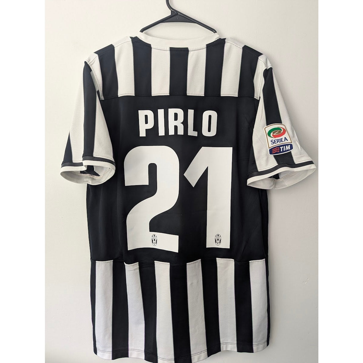 Juventus 2013-14 Andrea Pirlo Home Jersey Men’s Large Nike Serie A Soccer Shirt