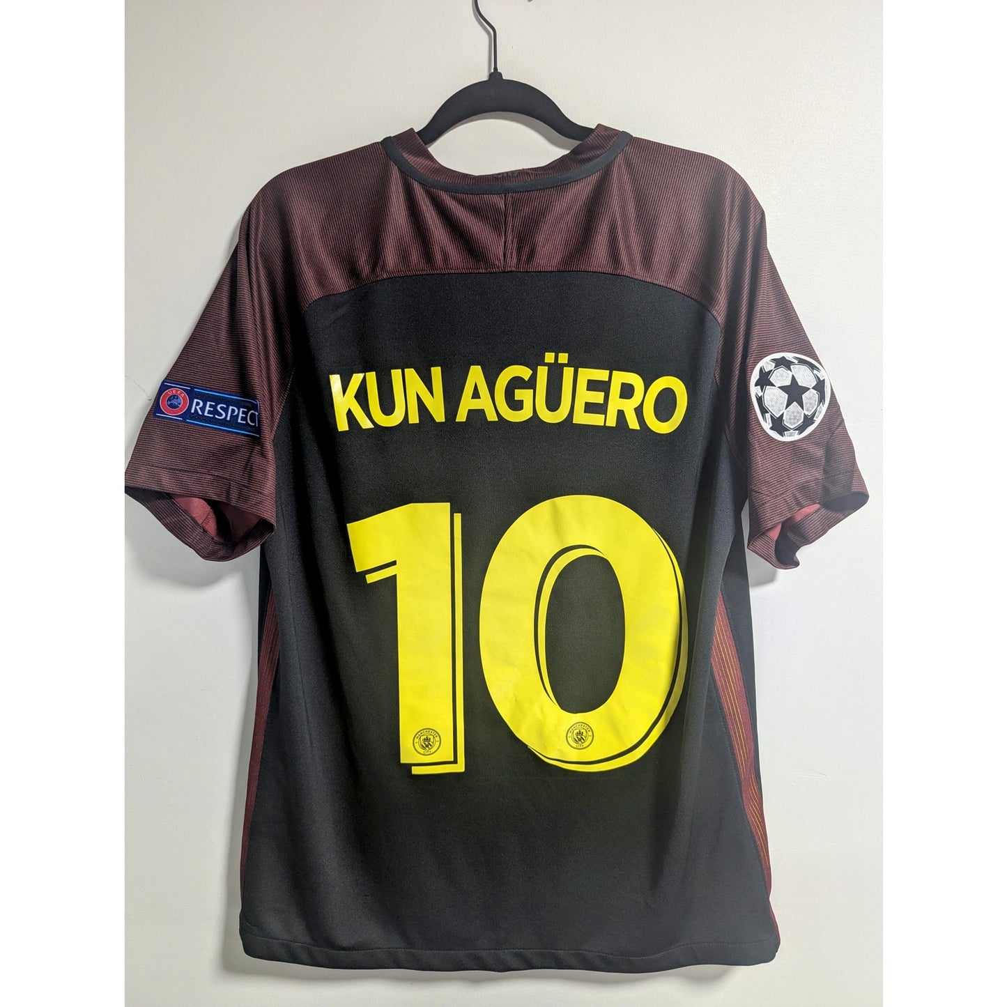 Manchester City 2016-17 Kun Aguero Third Jersey Men’s Large Nike UCL Soccer Shirt