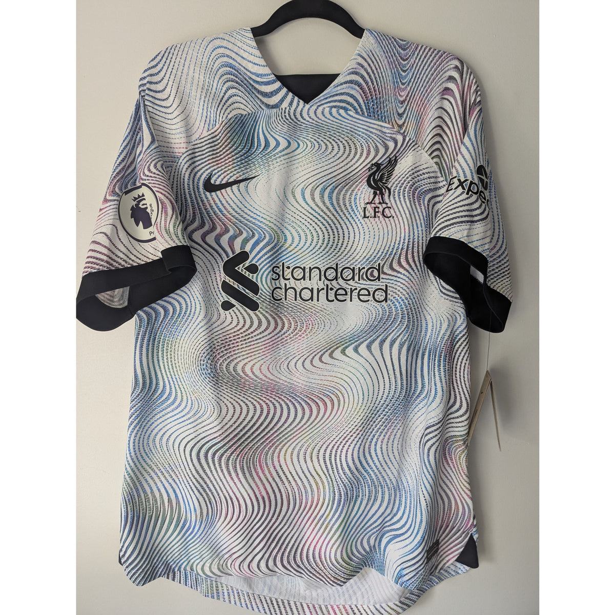 Liverpool 2022-23 away Salah Nike ADV jersey - photo 2