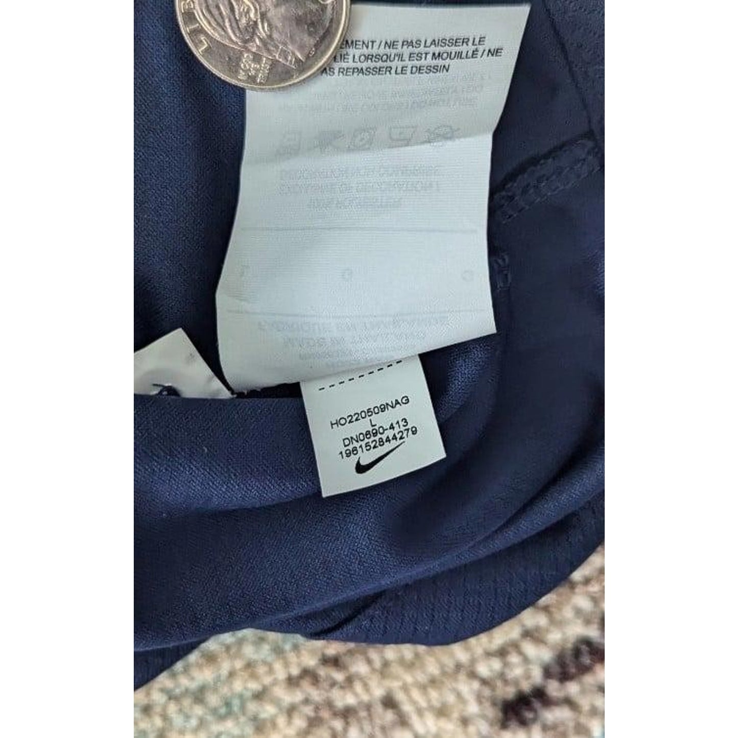 France 2022 Home Kylian Mbappé #10 Jersey NWT - Men’s Large