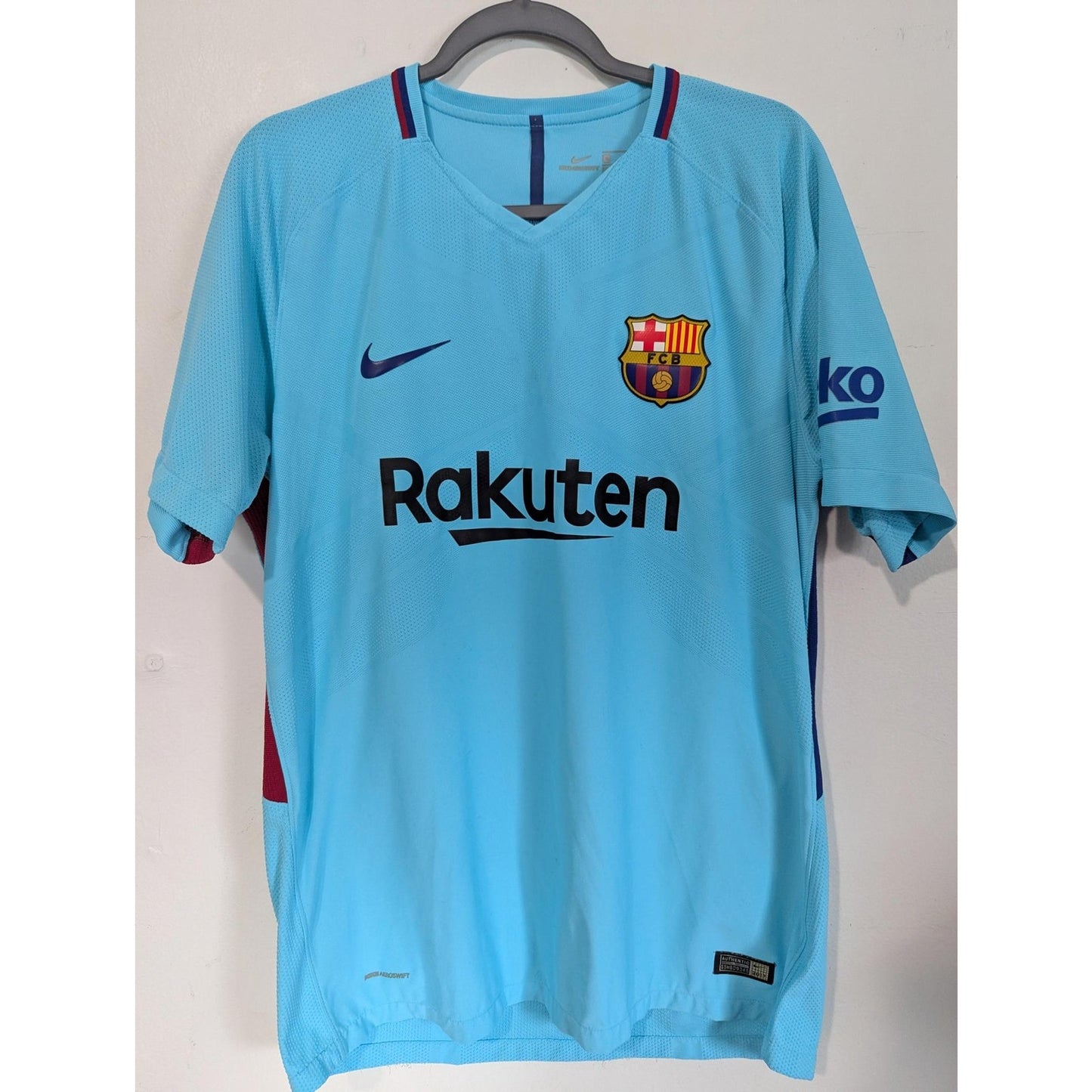 FC Barcelona 2017-18 Away Messi Jersey - Men XL - Vaporknit Player Version