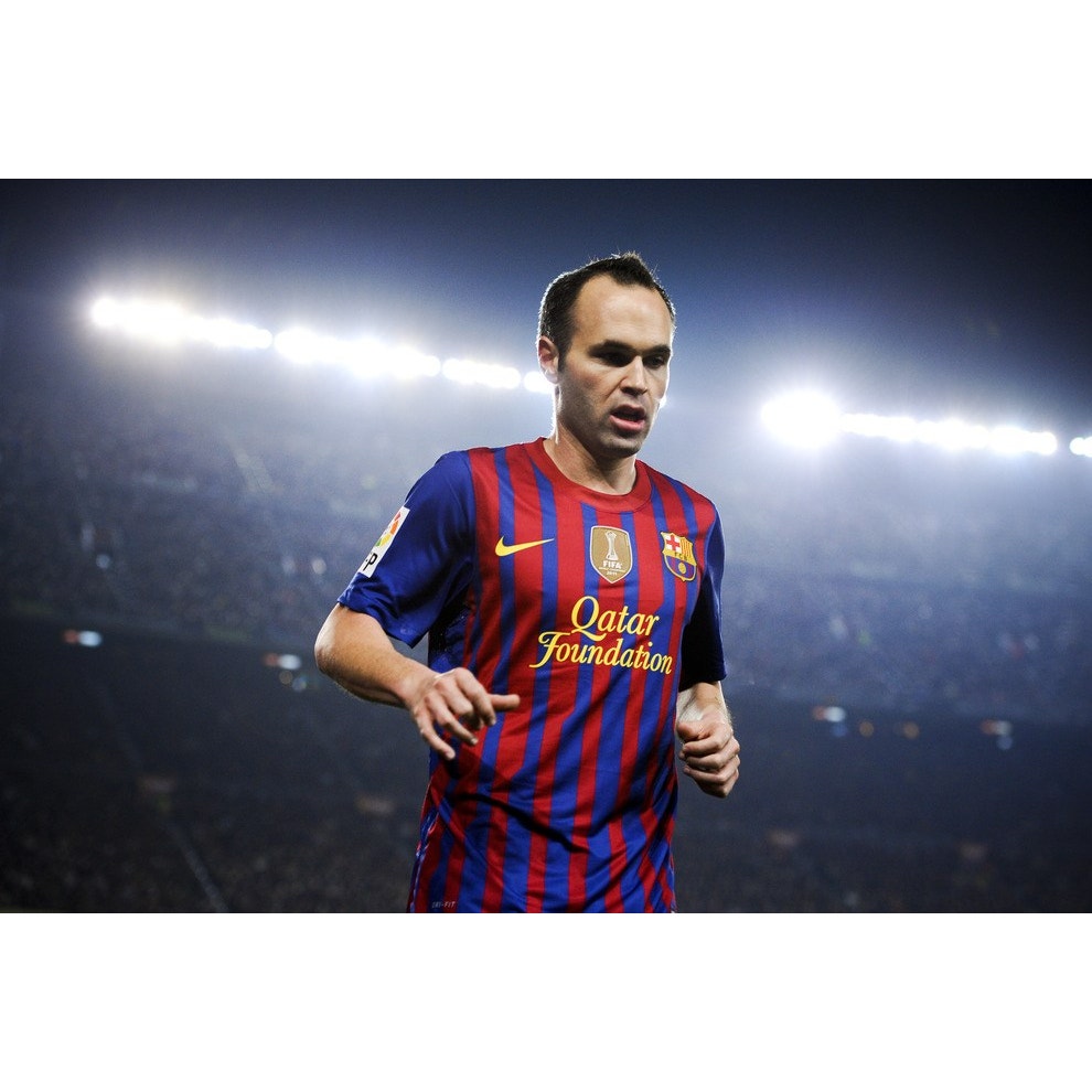 FC Barcelona 2011-12 Home Iniesta Jersey - Men's Large